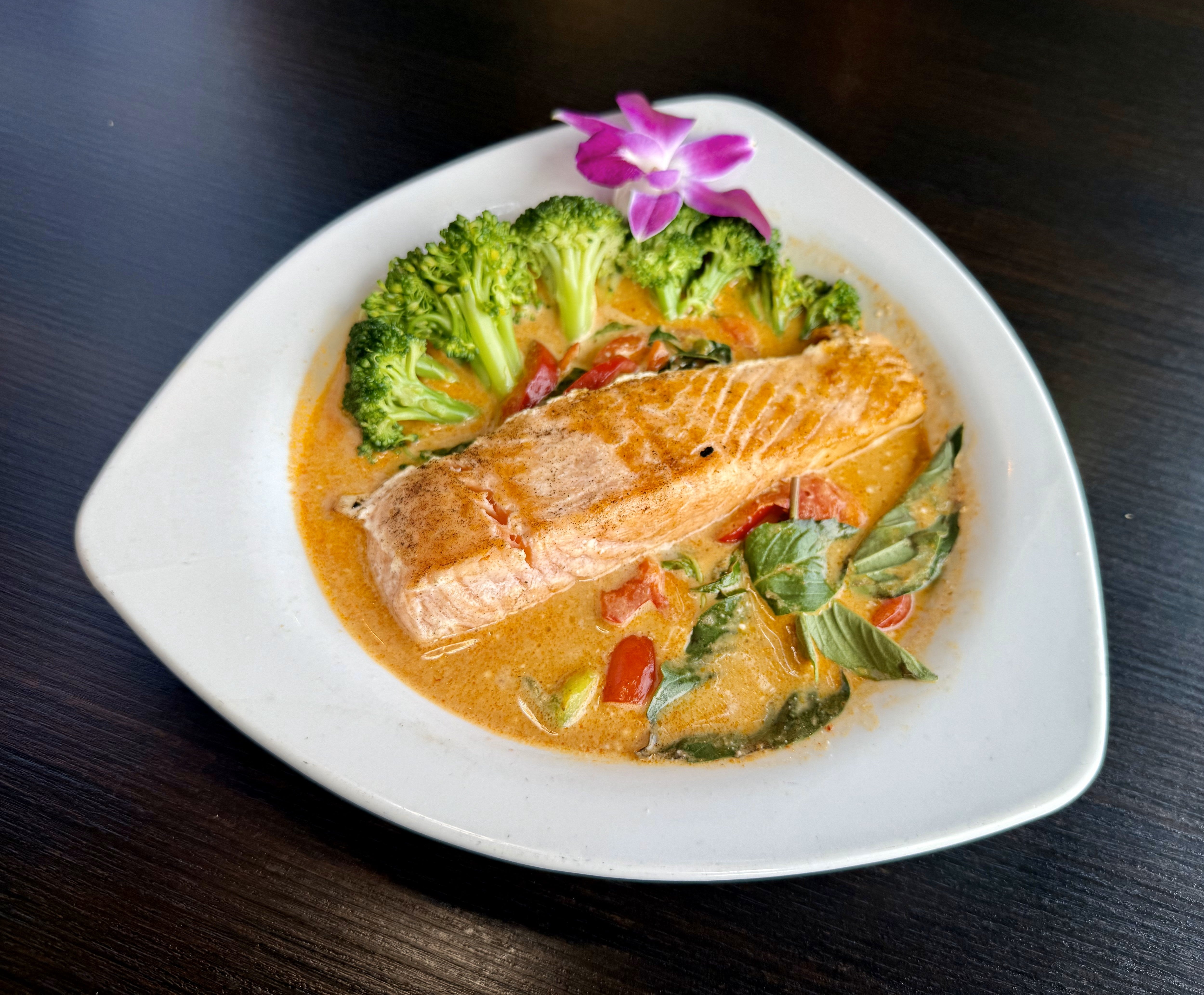 059. Grill Salmon Curry